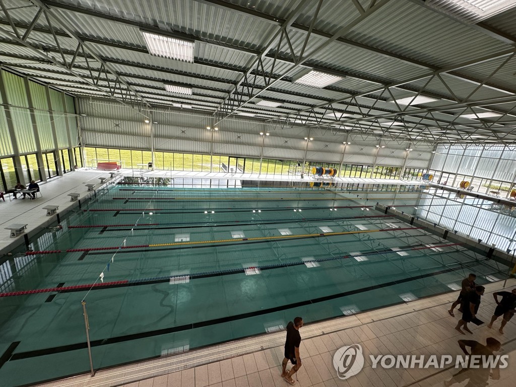 한국이 파리올림픽 베이스캠프로 사용할 캄프 귀네메르의 실내 수영장